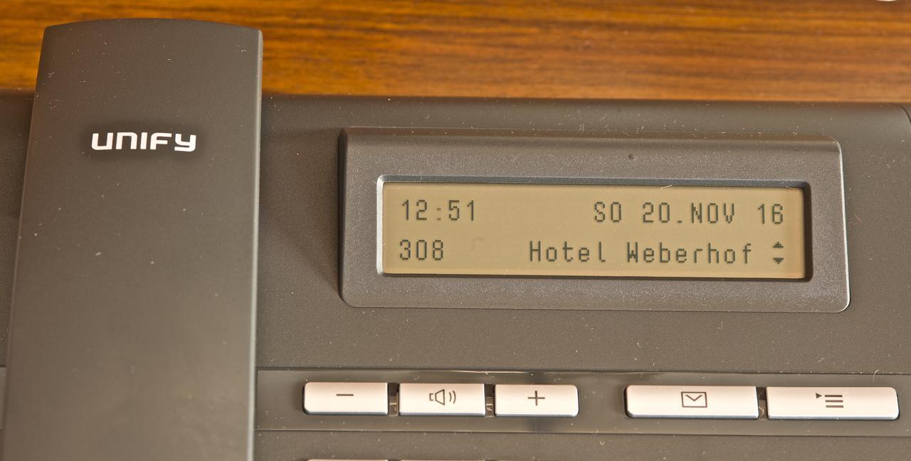 Hotel Weberhof ツィッタウ エクステリア 写真
